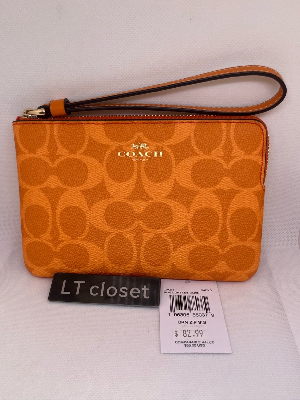 New COACH Corner Zip Wristlet Pouch Wallet AUTHENTIC Orange w Gold Hardware
